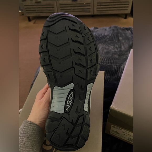 Women’s Keen Newport H2 Water Shoe/Sandal - Size 10 - Navy/Blue Smoke - Picture 3 of 5